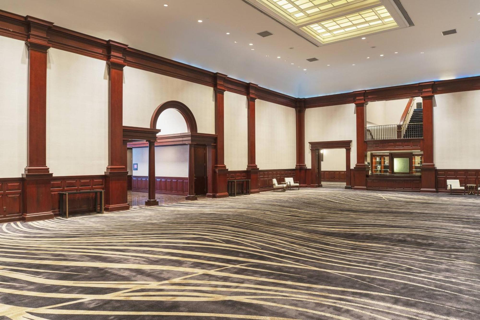 Hotel The Worthington Renaissance Worth