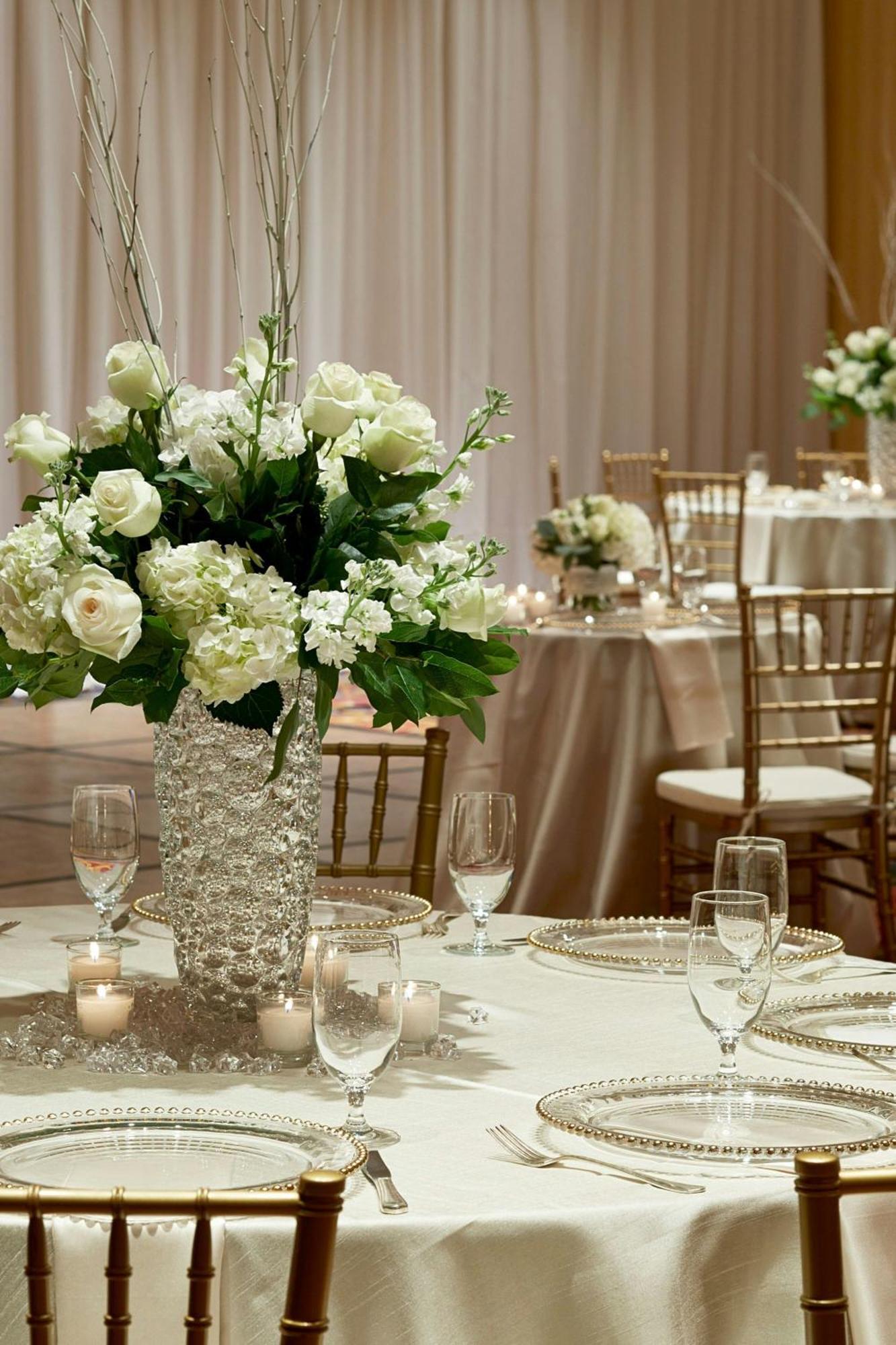 The Worthington Renaissance Worth Hotel