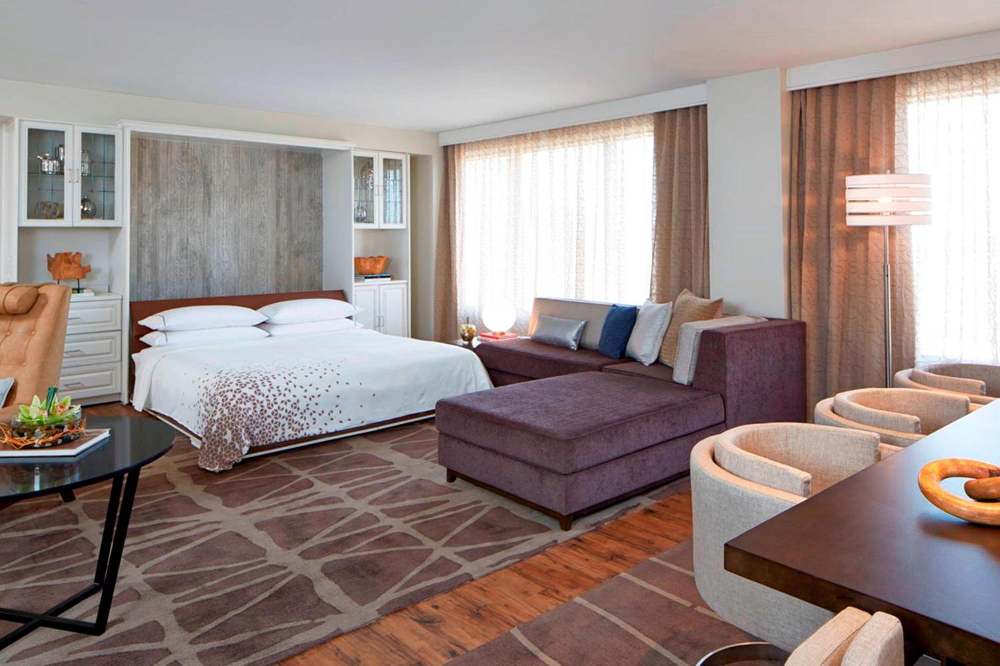 Hotel The Worthington Renaissance Worth